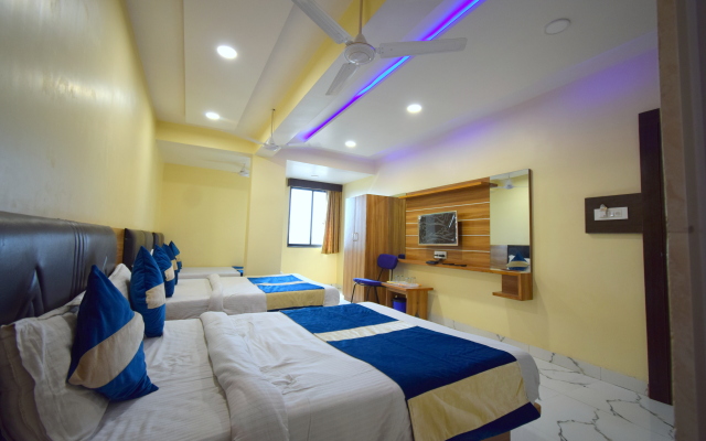 New Pathik Hotel