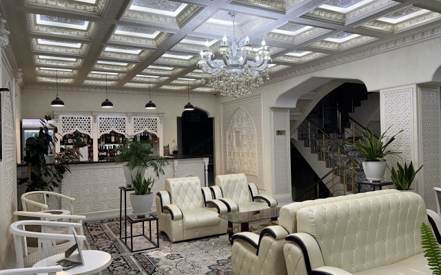 Ideal Hotel