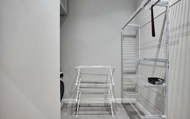 EasyGuest v Samom Tsentre Stolici Apartments