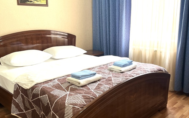 Parlament  Hotel