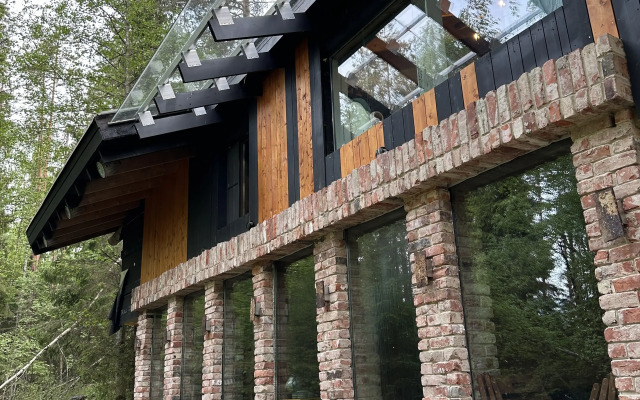 Коттедж Brusnika Village