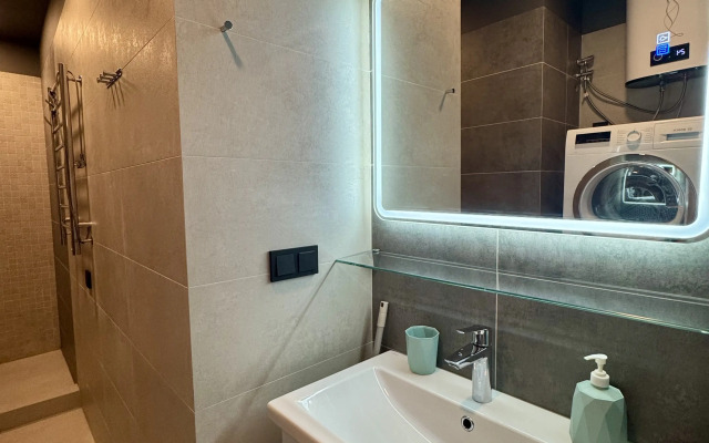 Апартаменты Видовые Хай-Тек с Отдельной Спальней