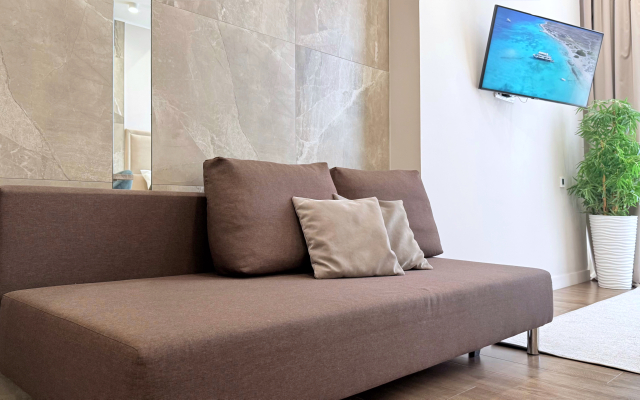 Mirror Ot Progosti Apartment