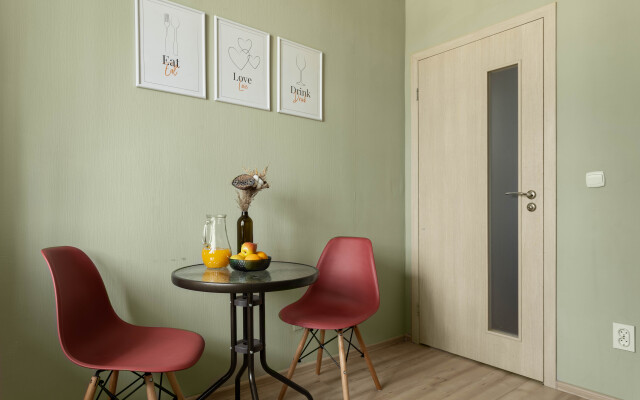 Апартаменты с Видом на Реку Нева