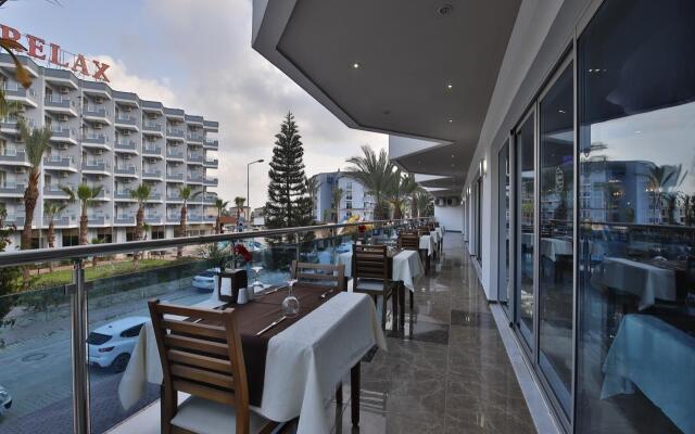 Opia Hotel