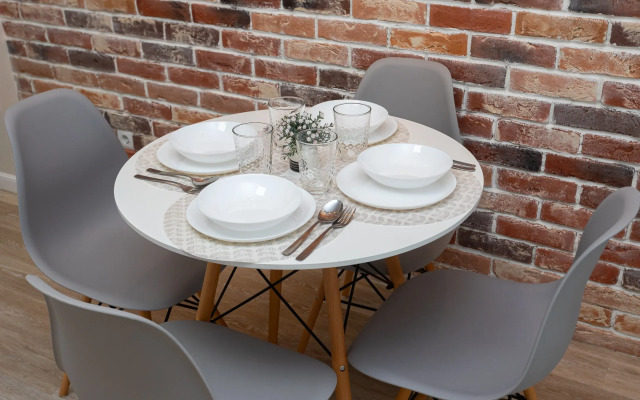 Apartwhite Flat