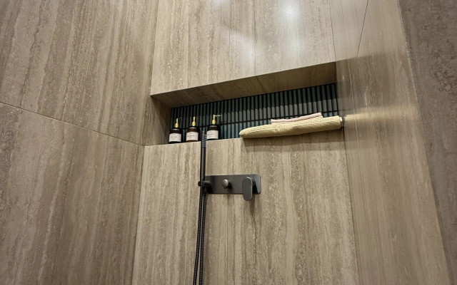 Апартаменты Metro Chic