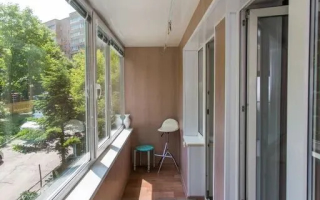 Na Prospekte Okeanskiy 90 Flat