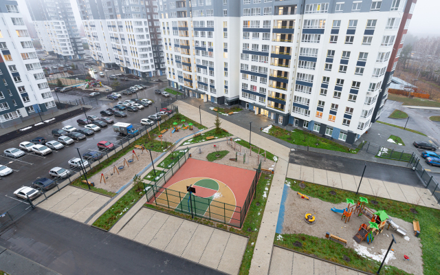 Lyuks Akvamarin s Dizaynerskim Remontom, Dlya Bolshoy Semi Apartments