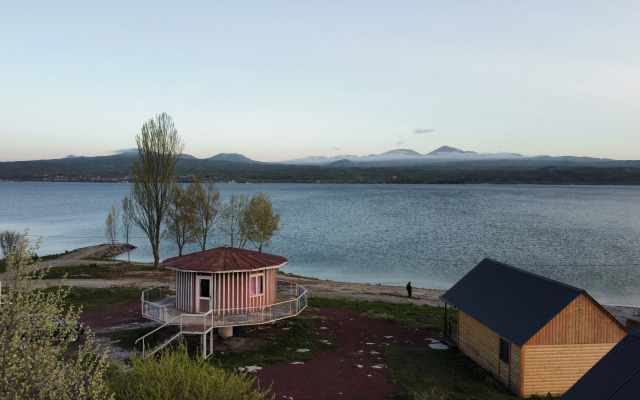 Nirok Villa