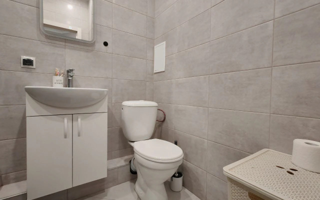 V Prekrasnom Novom Zhk Levoberezhye Flat