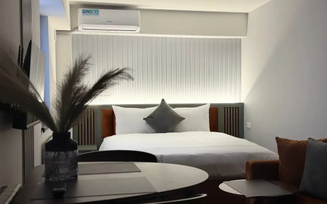 Stylish and Cheeky Retreat Apartments