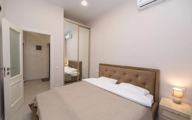 U Moyra V Sochi - Otdykhaite S Komfortom Flat