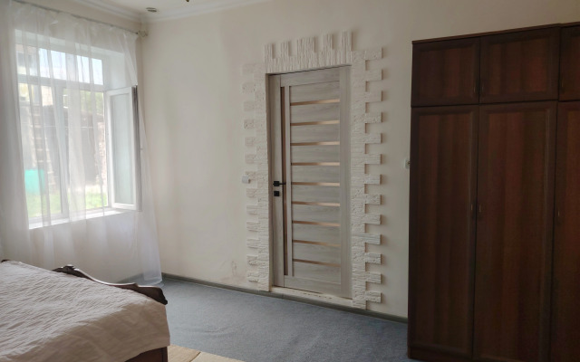 Uyutny V Gorode Gyumri Private house