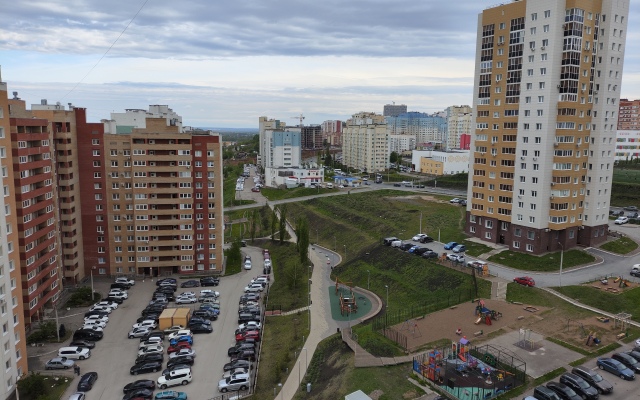 Granat na Beregu Reki Ufa Apartments
