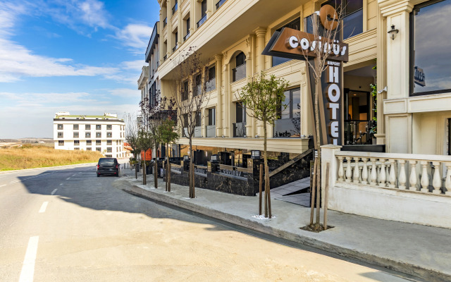 Отель Cosinus Airport