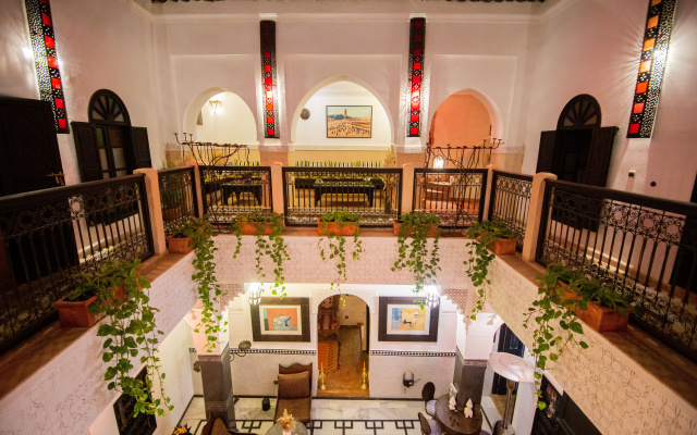 Отель Riad Tachchaqa
