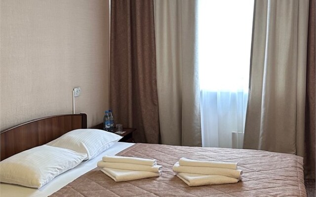 Druzhba Hotel