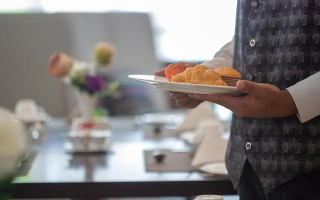 Отель Makkah Al Aziziah Suites