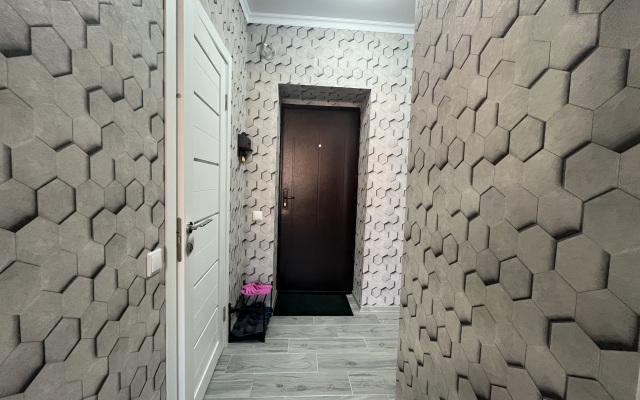 Dargrad s Balkonom Flat
