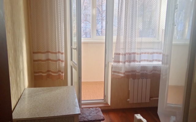 Na Dzerzhinskogo 38B Apartments