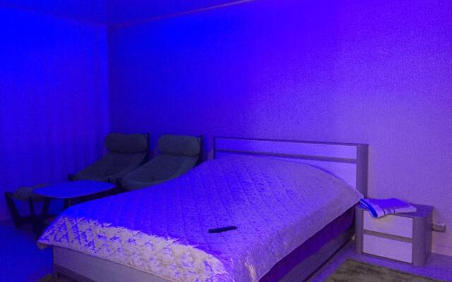 Апартаменты на Металлургов 13