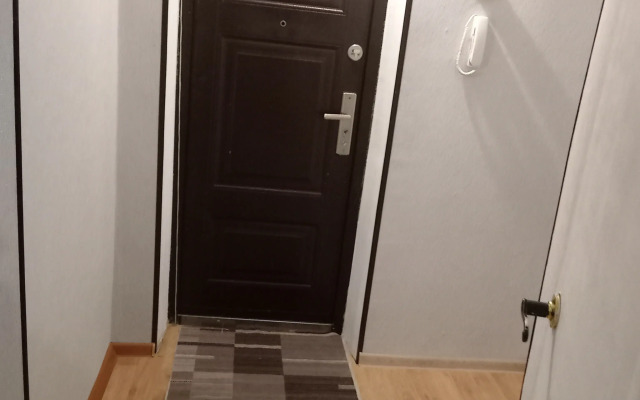 Квартира на Тренёва