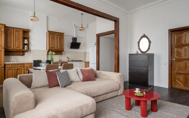 Апартаменты Кварт-Отель, Бережковская Набережная 12