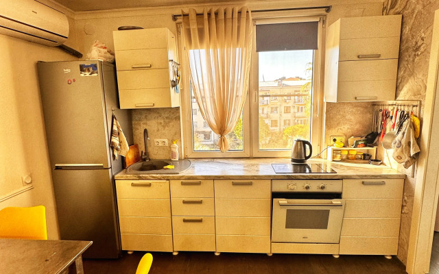 V Tsentre Sukhuma Lakoba 101 Flat