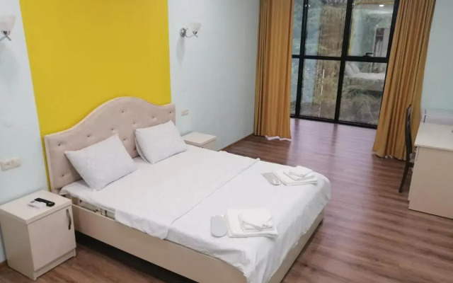 Lot Mini hotel