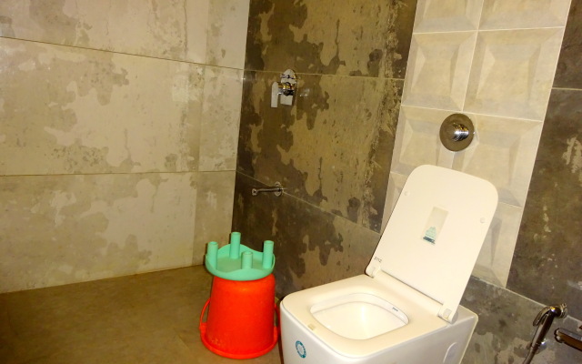 Отель Sunrise Palace by Sky Stays