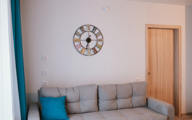 Studiya+spalnya Vozle Trts Fiesta Flat