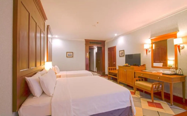 Long Beach Garden Hotel & Pavilions