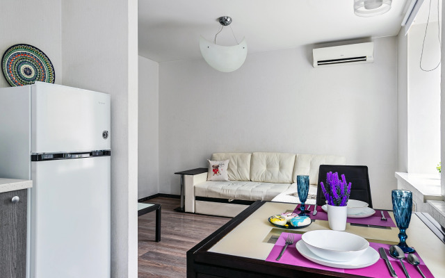MaxRealty24 Ukrainskiy Bulvar Apartments