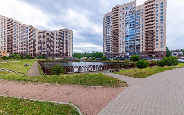 V ZHK Akadem park Flat