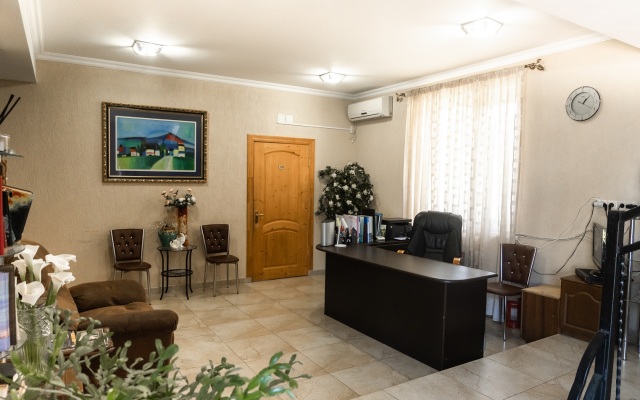 Kiparis Hotel
