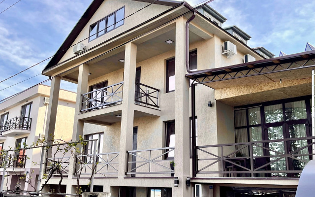 Dom Solntsa Guest house