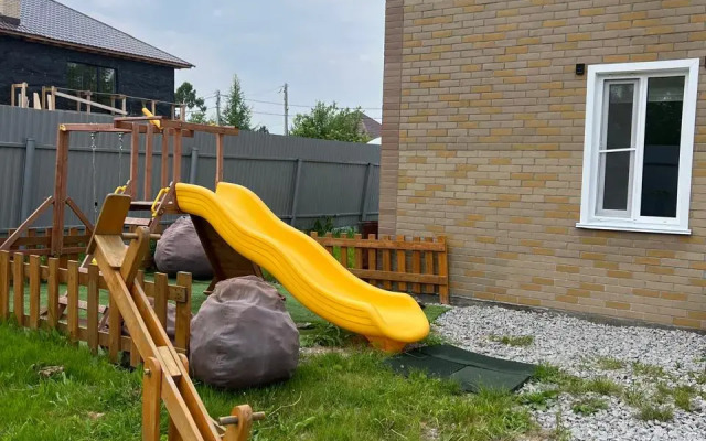 Гостевой дом Коттедж рядом с аэропортом