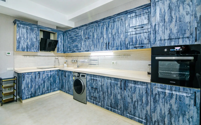Sea View VIP on Sabah Residence Apartments