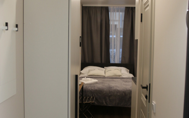 Komfortnie Svetlie Apartment