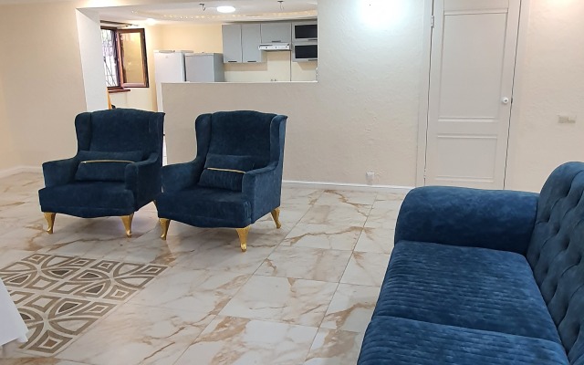 Amra Guest House