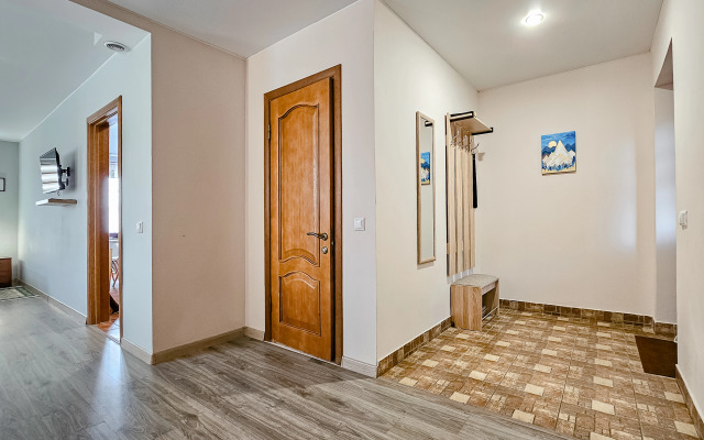 Kak Doma Semeyny Dvukhkomnatny Apartments
