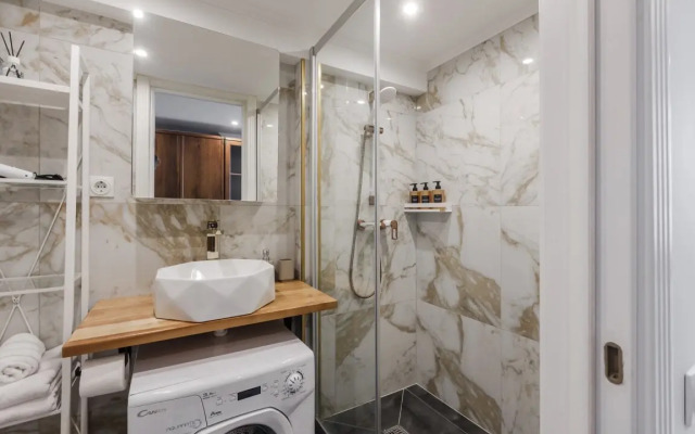 Apartments Queenstay Royal Loft Na Voykovskoy