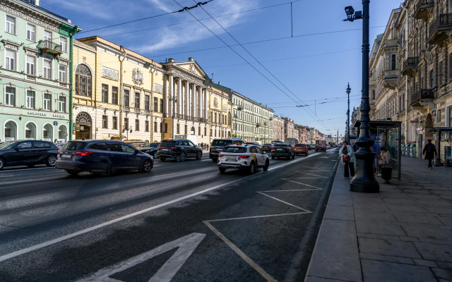 Квартира в Центре Санкт-Петербурга Невский 88