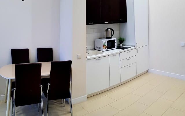U Morya Na Bulvar Nadezhd 4/2 Flat