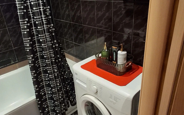 Uyutnaya Kvartira V Tsentre Petrozavodska Na Ulitse Chernyakhovskogo Flat