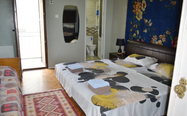 Fer House Apartments
