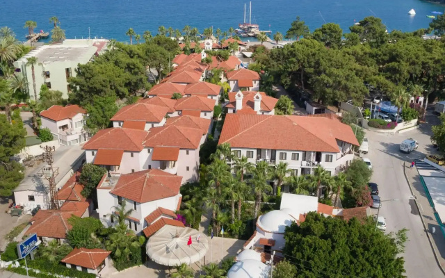 Отель MG Club Akman Beach Hotel