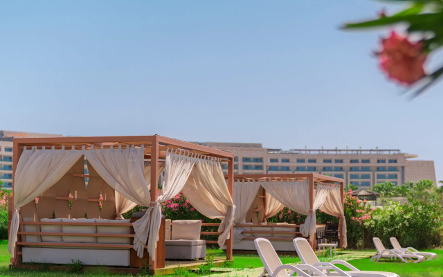 Luxury Garden Suites