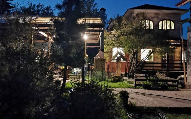 Ryizhaya Sova Guest House